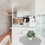 Ginys Meerblick Apartment